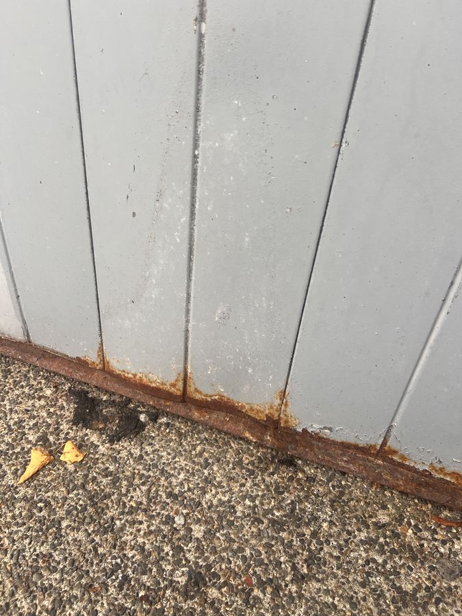Pressure washing driveway